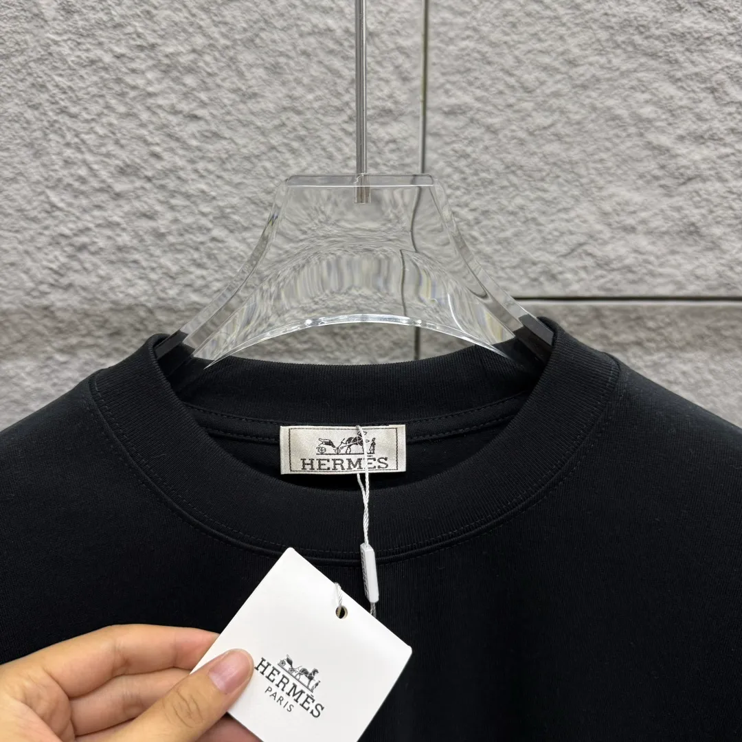 Herme* * 2025 New Arrival H T Same Style ：Black White Size： S （90-130 ） M （120-150 ） L （140-165 ） XL （160-180 ） XXL （180-210 ）